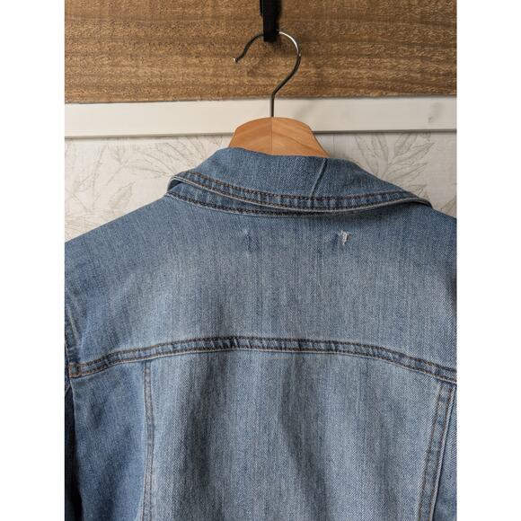 JOUJOU Light Wash Cropped Denim Trucker Jacket Size M - Picture 7 of 7